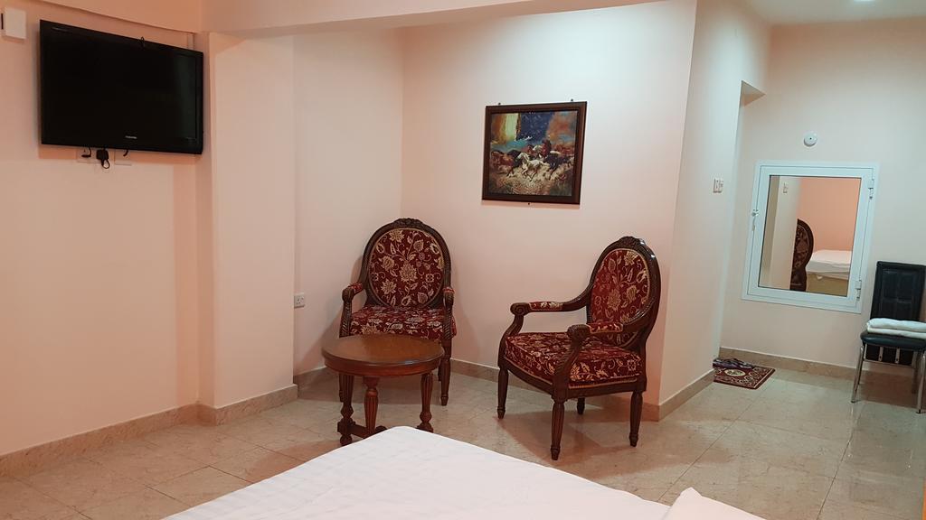 Al Majd Aparthotel
